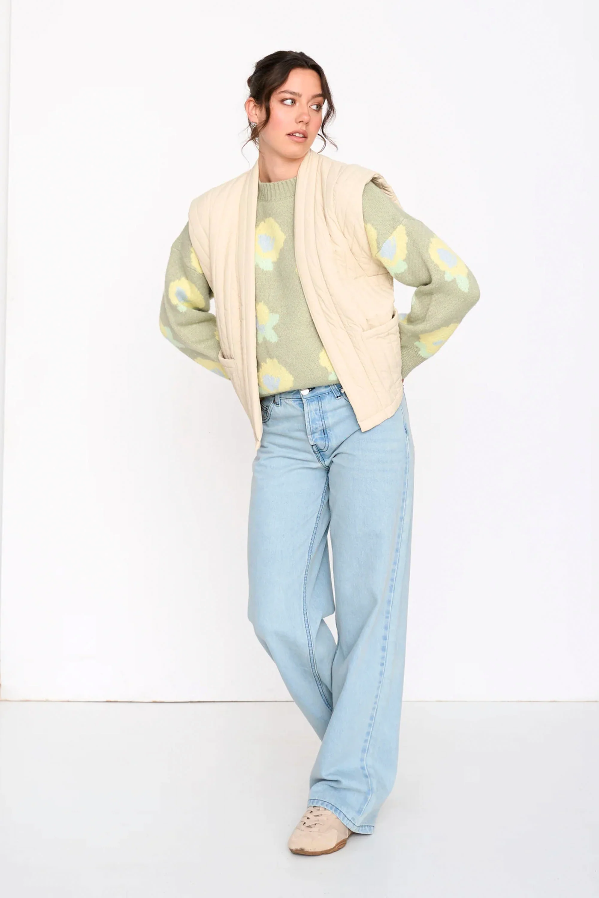 24COLOURS - QUILTED VEST - BEIGE - Image 3