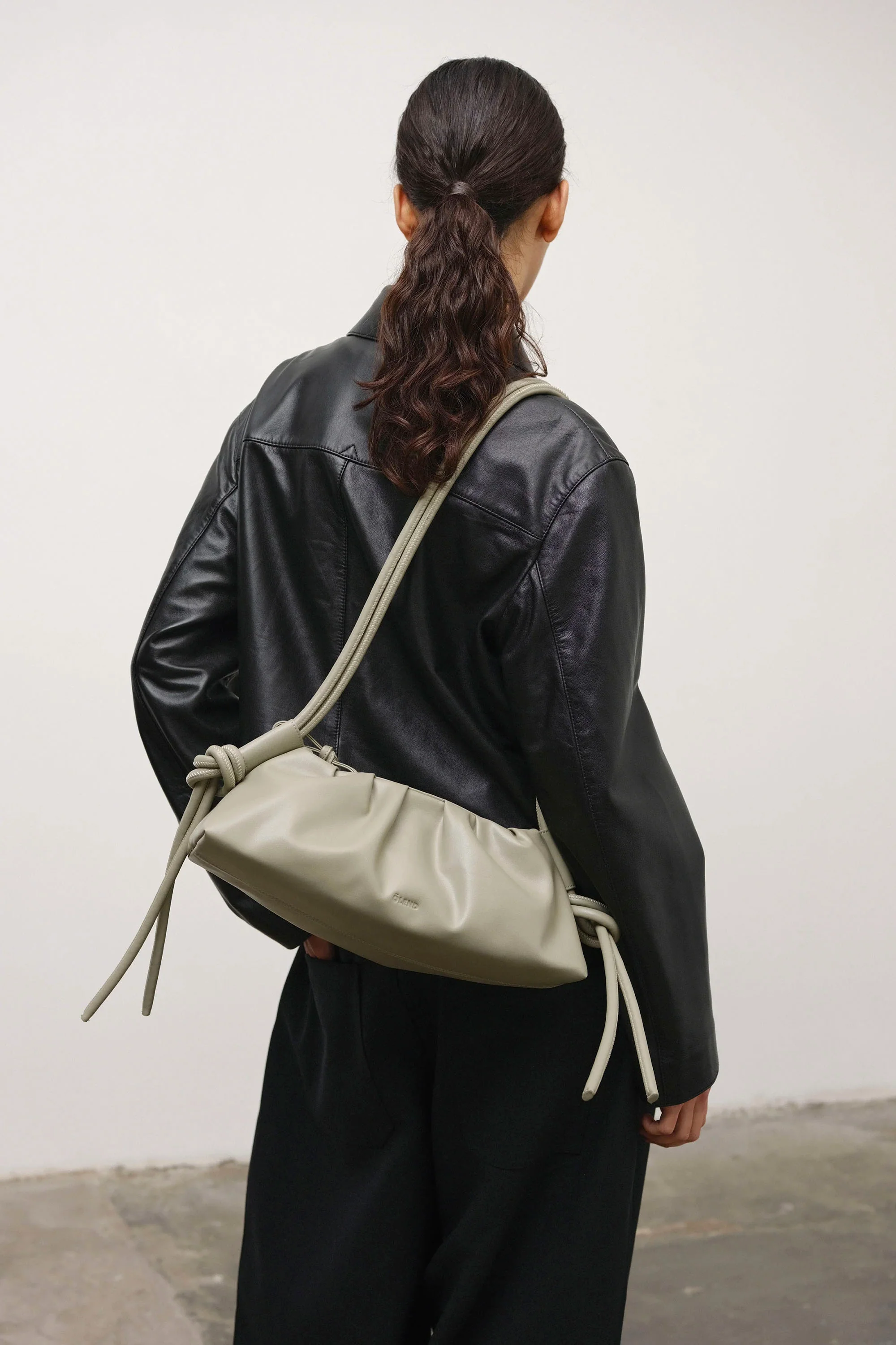 ÖLEND - DUMPLING BAG - SAGE - Image 3