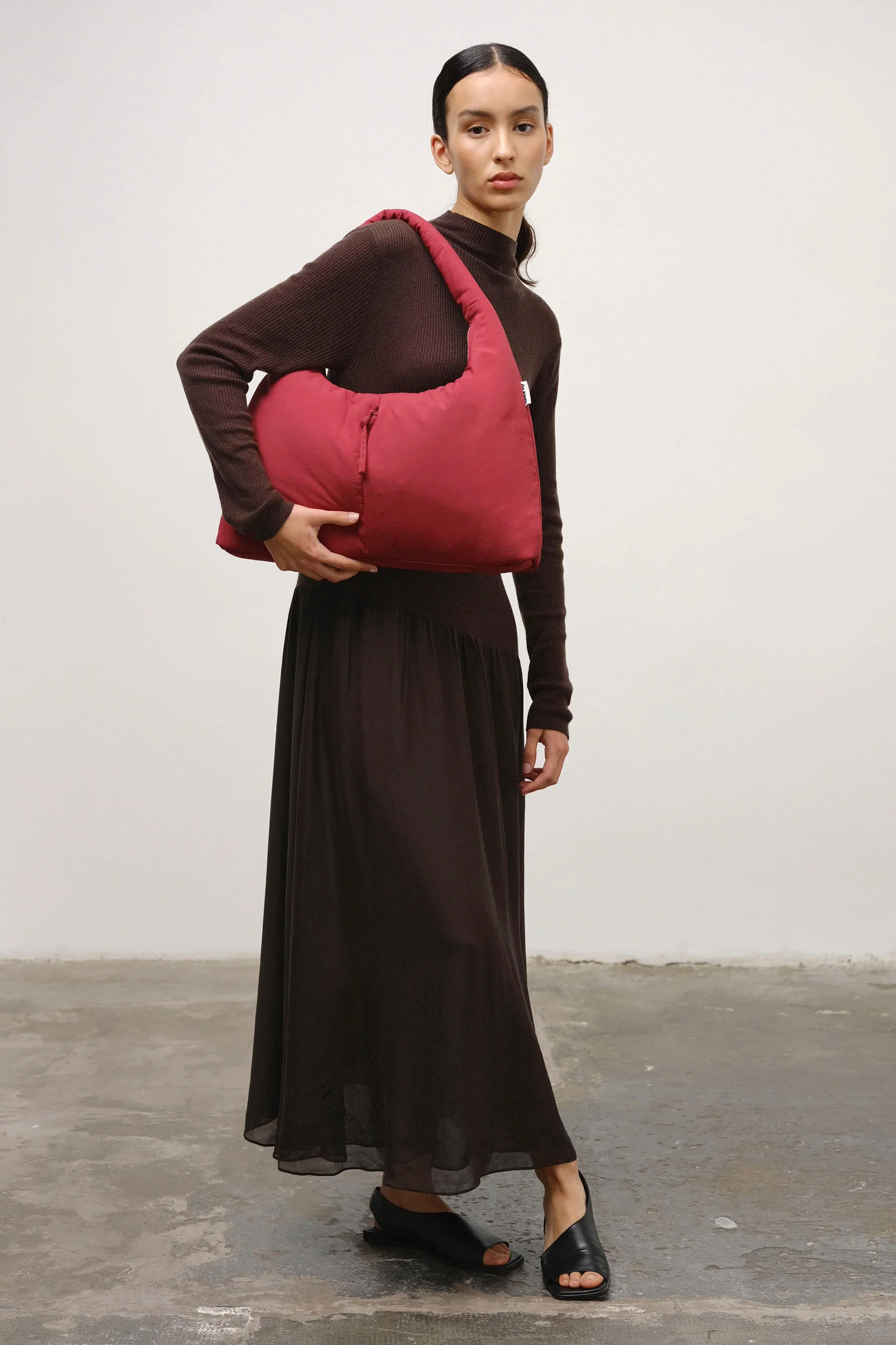 ÖLEND - NICO BAG - CHERRY RED - Image 3