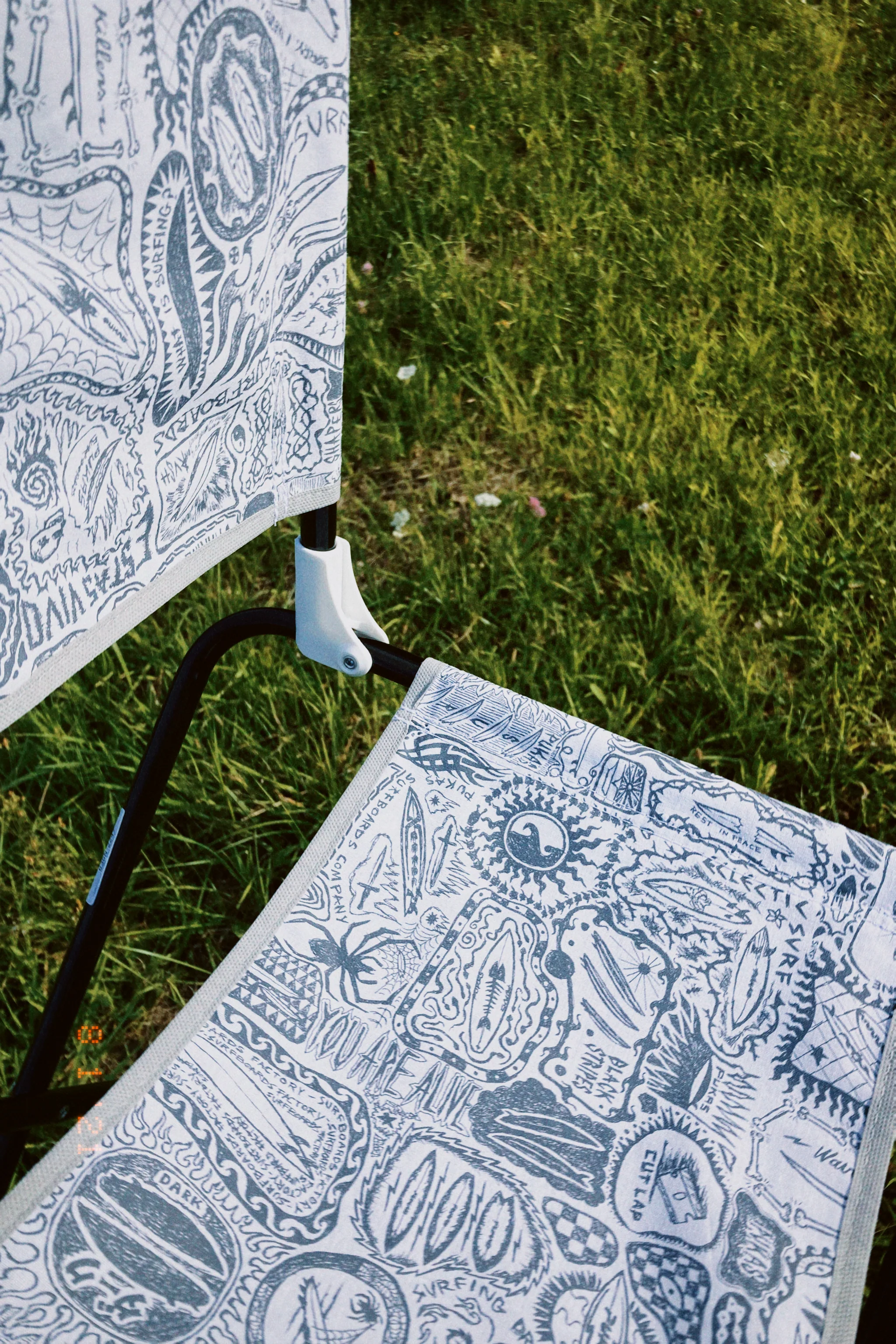 PUKAS - EASY CHAIR - Image 3