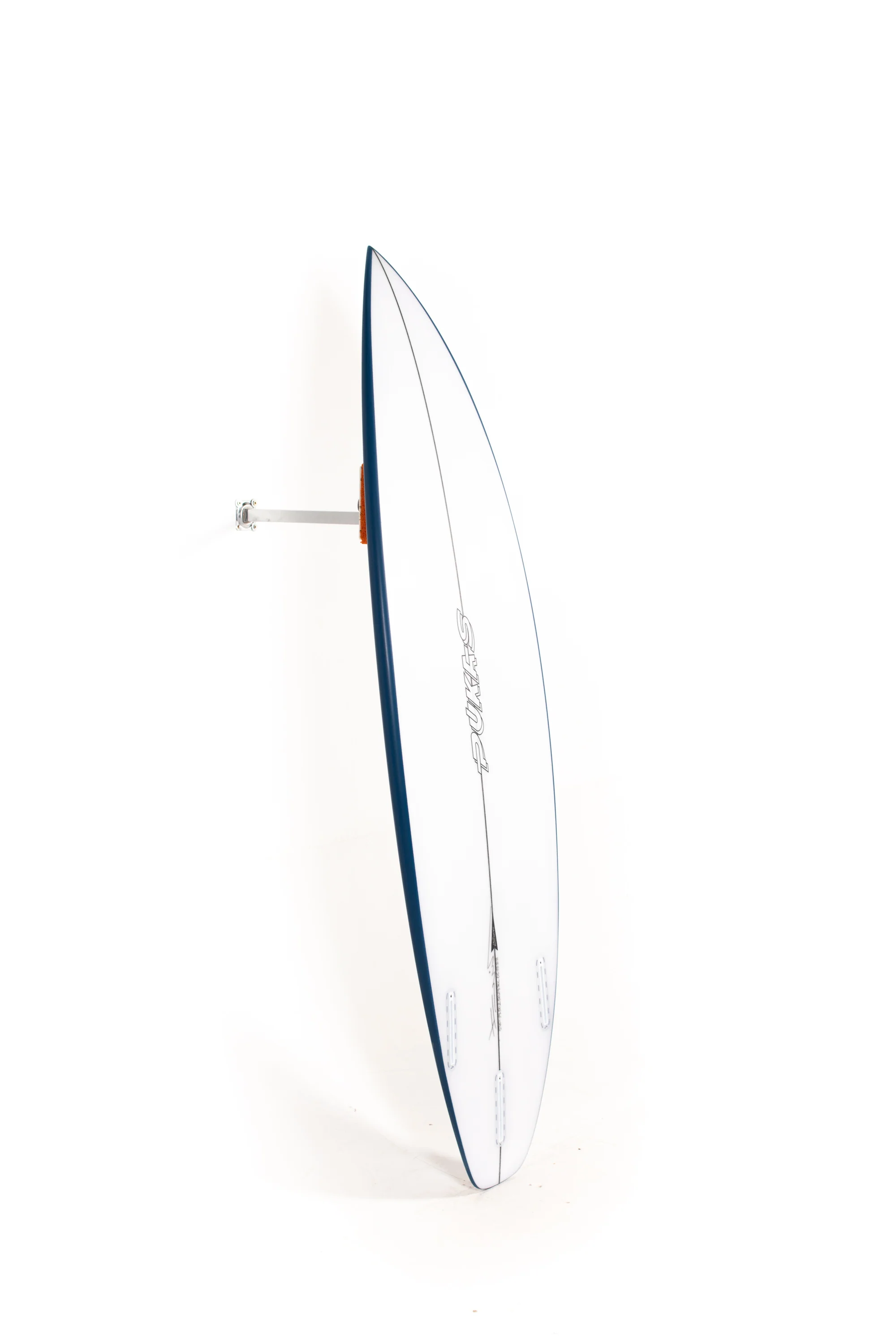 Pukas Surfboards- BEACHY MOOD by David Santos - 5'10" x 19.5 x 2.5 x 29.7L - DS01588 - Image 9