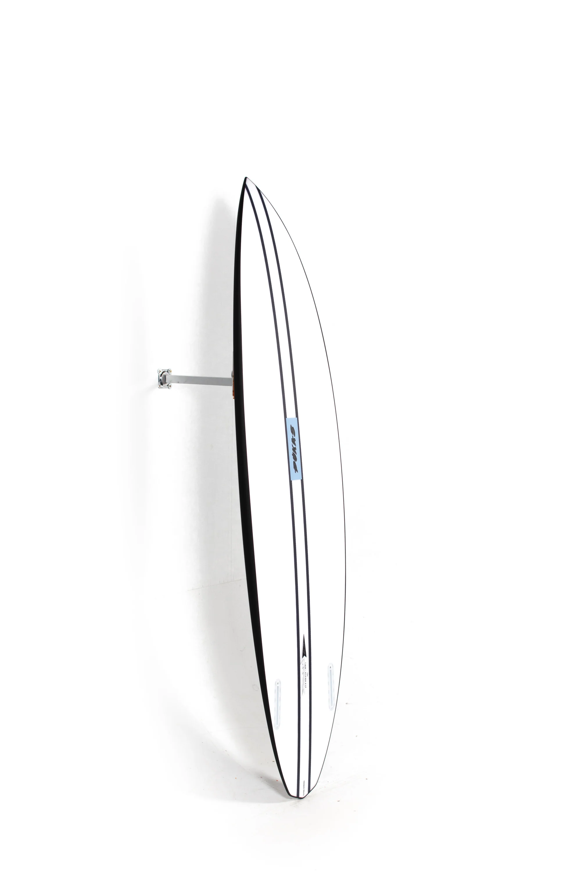 Pukas Surfboards- Flying Diamond by David Santos - 6'2" x 19.5 x 2.5 - 32.54L - Image 9