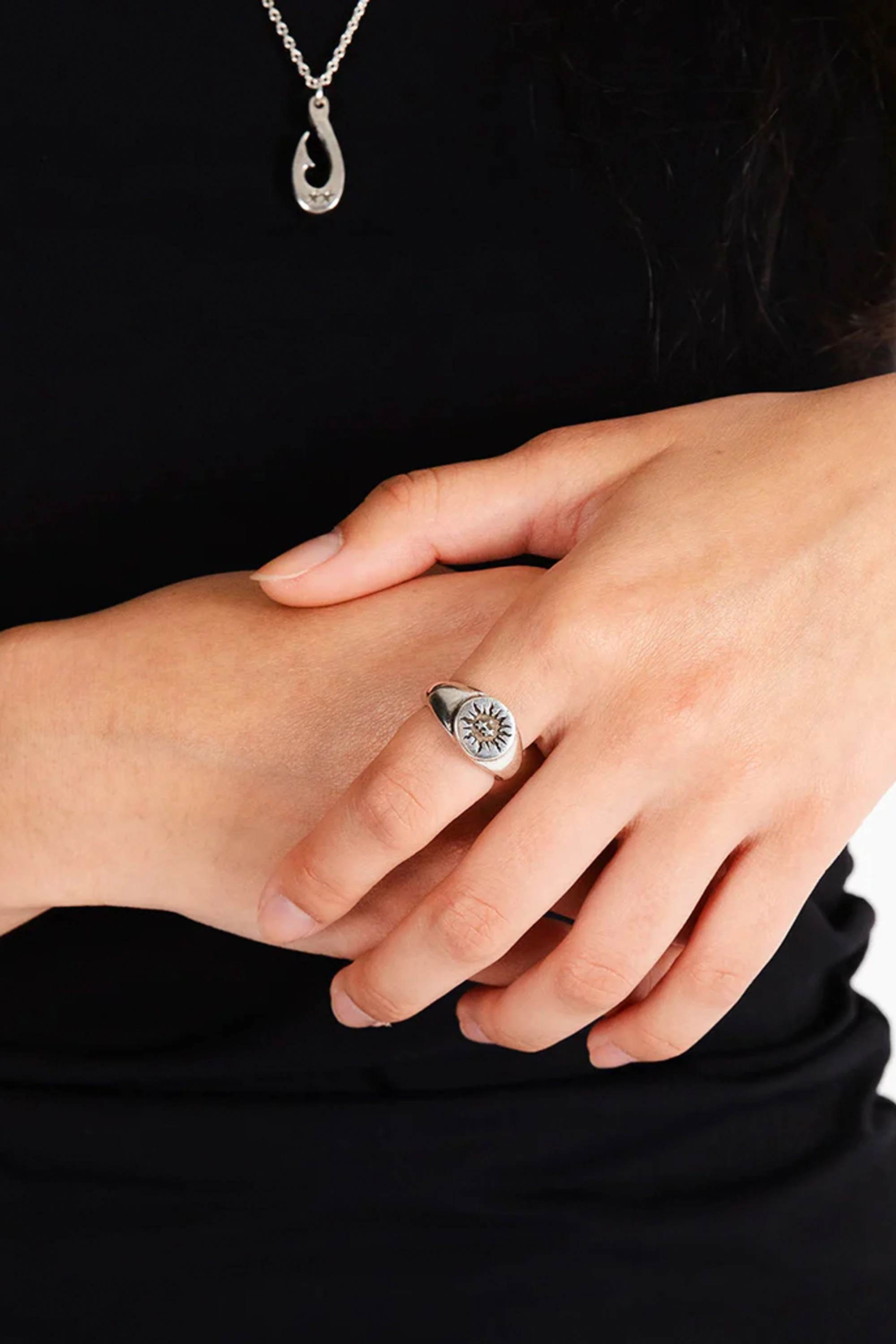TwoJeys - SUMMMER KIDS RING - Image 4